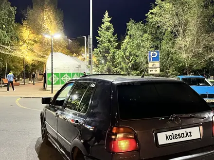 Volkswagen Golf 1992 года за 900 000 тг. в Астана – фото 12