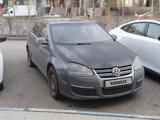 Volkswagen Jetta 2006 года за 3 200 000 тг. в Астана – фото 3