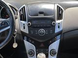 Chevrolet Cruze 2013 года за 4 000 000 тг. в Актобе – фото 5