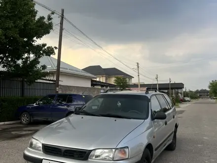 Toyota Carina E 1996 года за 2 100 000 тг. в Тараз