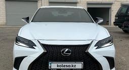 Lexus ES 250 2023 года за 29 000 000 тг. в Актау – фото 5