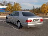 Mercedes-Benz E 230 1997 года за 2 750 000 тг. в Байконыр