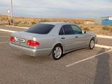 Mercedes-Benz E 230 1997 года за 2 750 000 тг. в Байконыр – фото 3