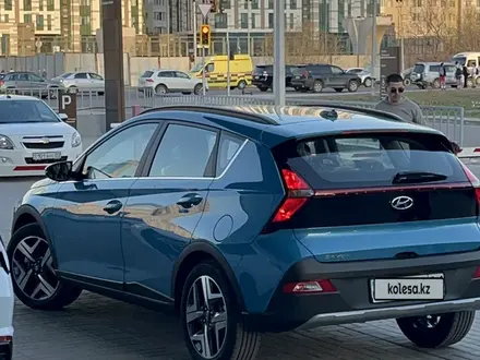 Hyundai Bayon 2023 года за 8 600 000 тг. в Астана