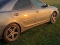 Toyota Camry 2003 года за 3 500 000 тг. в Уральск – фото 5