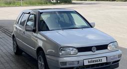 Volkswagen Golf 1995 года за 1 850 000 тг. в Алматы – фото 3