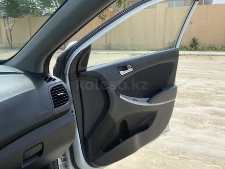Hyundai Accent 2012 года за 4 100 000 тг. в Актау – фото 2