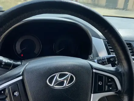 Hyundai Accent 2012 года за 4 100 000 тг. в Актау – фото 5