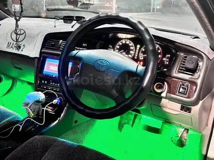 Toyota Mark II 1996 года за 2 900 000 тг. в Алматы – фото 3