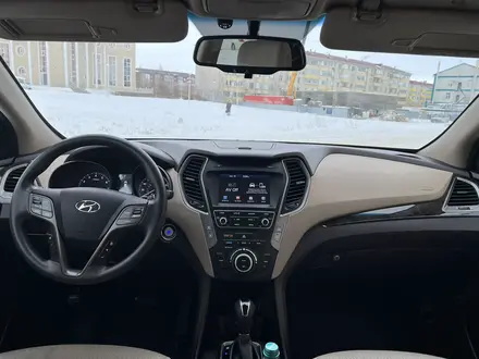 Hyundai Santa Fe 2017 года за 7 550 000 тг. в Уральск – фото 18