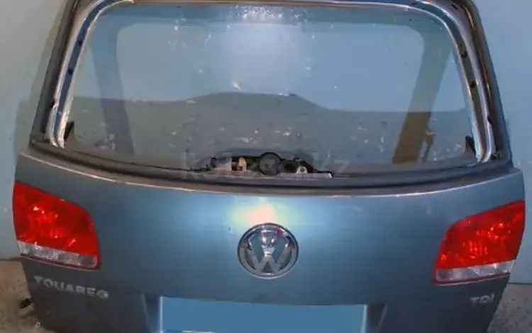 Крышка (дверь) багажника Volkswagen Touaregүшін25 000 тг. в Алматы