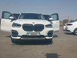 BMW X5 2021 года за 32 500 000 тг. в Астана