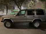 Jeep Cherokee 1991 года за 3 400 000 тг. в Алматы – фото 2