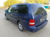 Kia Carnival 2004 года за 3 200 000 тг. в Кызылорда – фото 5