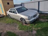 Mercedes-Benz E 200 2001 годаүшін3 100 000 тг. в Петропавловск – фото 2
