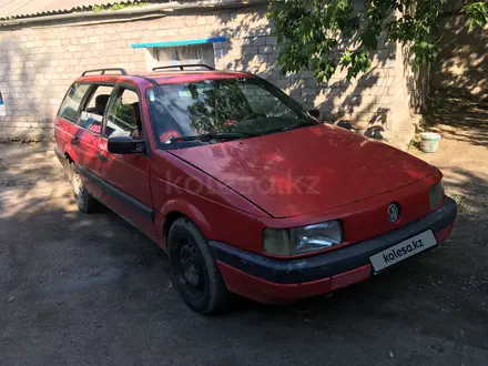 Volkswagen Passat 1990 года за 1 300 000 тг. в Астана