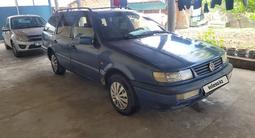 Volkswagen Passat 1994 года за 1 500 000 тг. в Аксукент – фото 2