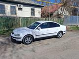 Volkswagen Passat 1997 года за 1 800 000 тг. в Алматы – фото 2