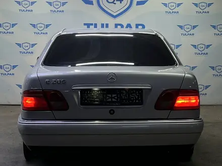 Mercedes-Benz E 280 1996 года за 3 500 000 тг. в Шымкент – фото 4