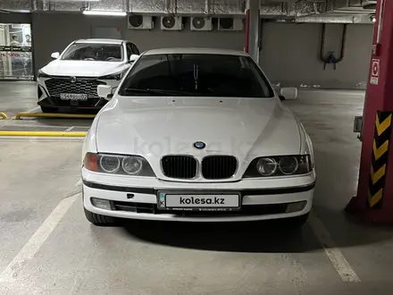 BMW 528 1997 года за 2 450 000 тг. в Алматы