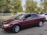 Toyota Camry 1998 года за 2 462 479 тг. в Алматы – фото 3