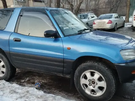 Toyota RAV4 1995 года за 2 650 000 тг. в Алматы – фото 4