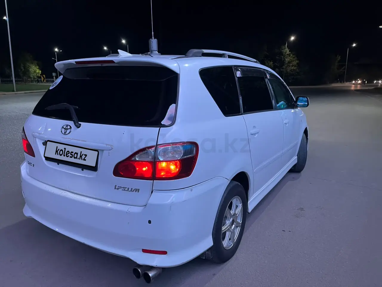 Toyota Ipsum, 2003