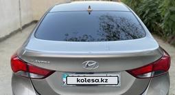 Hyundai Elantra 2015 года за 5 000 000 тг. в Атырау – фото 3