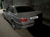 BMW 320 1994 года за 1 200 000 тг. в Алматы – фото 3