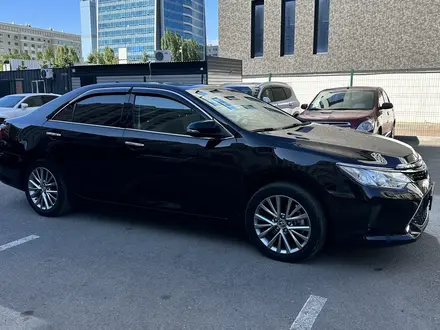 Toyota Camry 2016 года за 12 300 000 тг. в Астана – фото 9