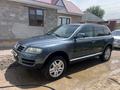 Volkswagen Touareg 2005 года за 3 600 000 тг. в Алматы – фото 2