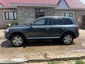 Volkswagen Touareg 2005 года за 3 600 000 тг. в Алматы – фото 3