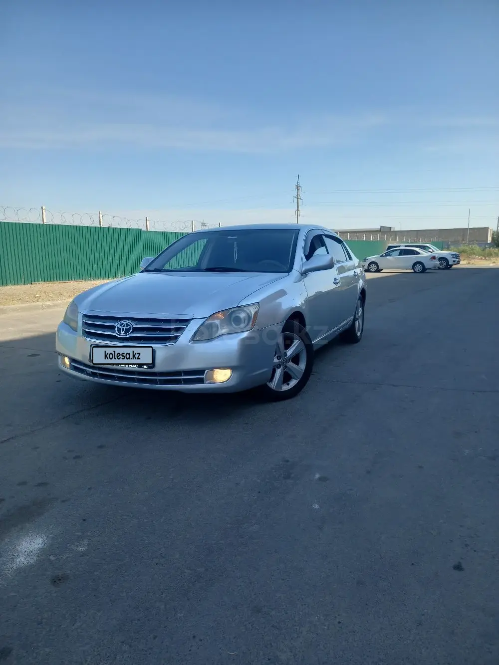 Toyota Avalon, 2005