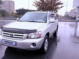 Toyota Highlander 2004 годаүшін6 555 555 тг. в Семей
