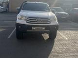 Toyota Hilux 2017 года за 13 900 000 тг. в Актобе – фото 3