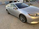 Lexus ES 300h 2013 года за 9 500 000 тг. в Актау – фото 4