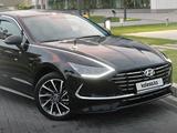 Hyundai Sonata 2023 годаүшін12 800 000 тг. в Алматы – фото 2