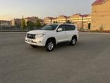 Toyota Land Cruiser Prado 2014 годаүшін16 700 000 тг. в Актобе – фото 2