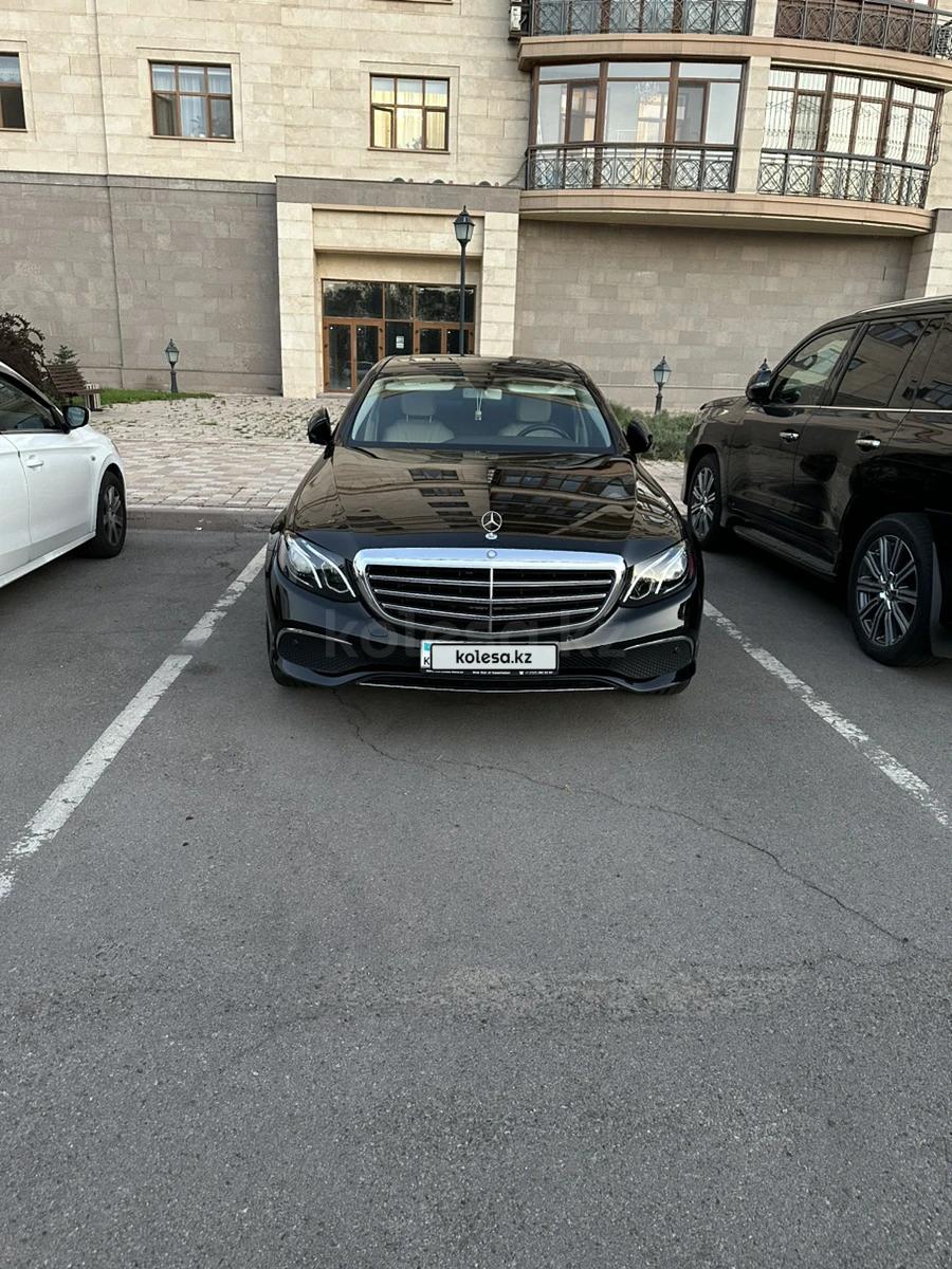 Mercedes-Benz E 300 2016 г.