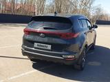 Kia Sportage 2021 года за 10 350 000 тг. в Караганда – фото 2