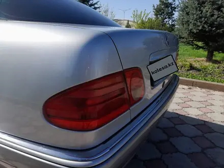 Mercedes-Benz E 280 1996 года за 3 300 000 тг. в Алматы – фото 14