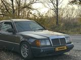 Mercedes-Benz E 230 1992 годаүшін1 800 000 тг. в Усть-Каменогорск – фото 2