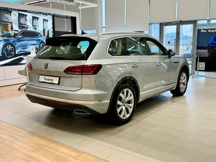 Volkswagen Touareg 2022 года за 25 090 000 тг. в Павлодар – фото 3