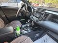 Toyota RAV4 2019 года за 11 200 000 тг. в Атырау – фото 12