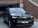 Toyota Highlander 2024 года за 34 000 000 тг. в Шымкент – фото 3