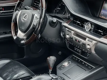 Lexus ES 250 2015 года за 11 800 000 тг. в Актау – фото 19