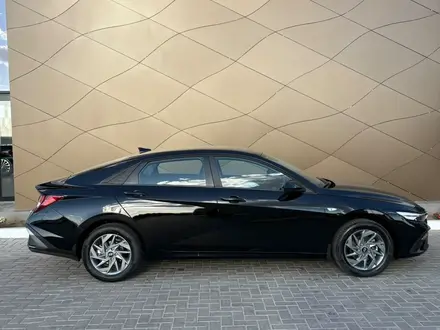 Hyundai Elantra Comfort 2026 года за 10 490 000 тг. в Караганда – фото 5