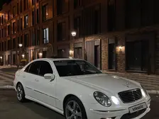 Mercedes-Benz E-Class, 2002