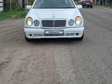 Mercedes-Benz E 320 1996 года за 2 950 000 тг. в Талдыкорган – фото 2