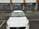 Hyundai Sonata 2022 года за 12 200 000 тг. в Алматы – фото 2